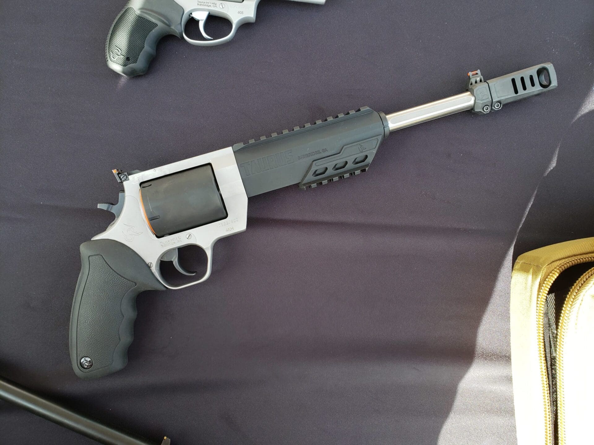 SHOT Show: Taurus Raging Hunter 10-Inch 460 S&W Magnum Revolver | The ...